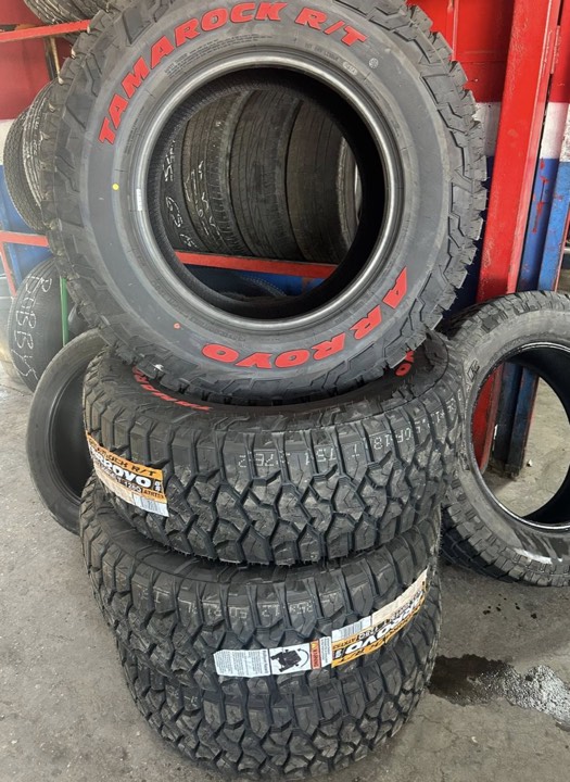 Llantas usadas inspeccionadas en Smart Tire El Paso